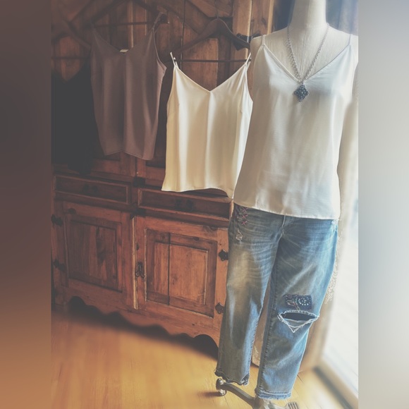 Tank Top Silky - Picture 5 of 9